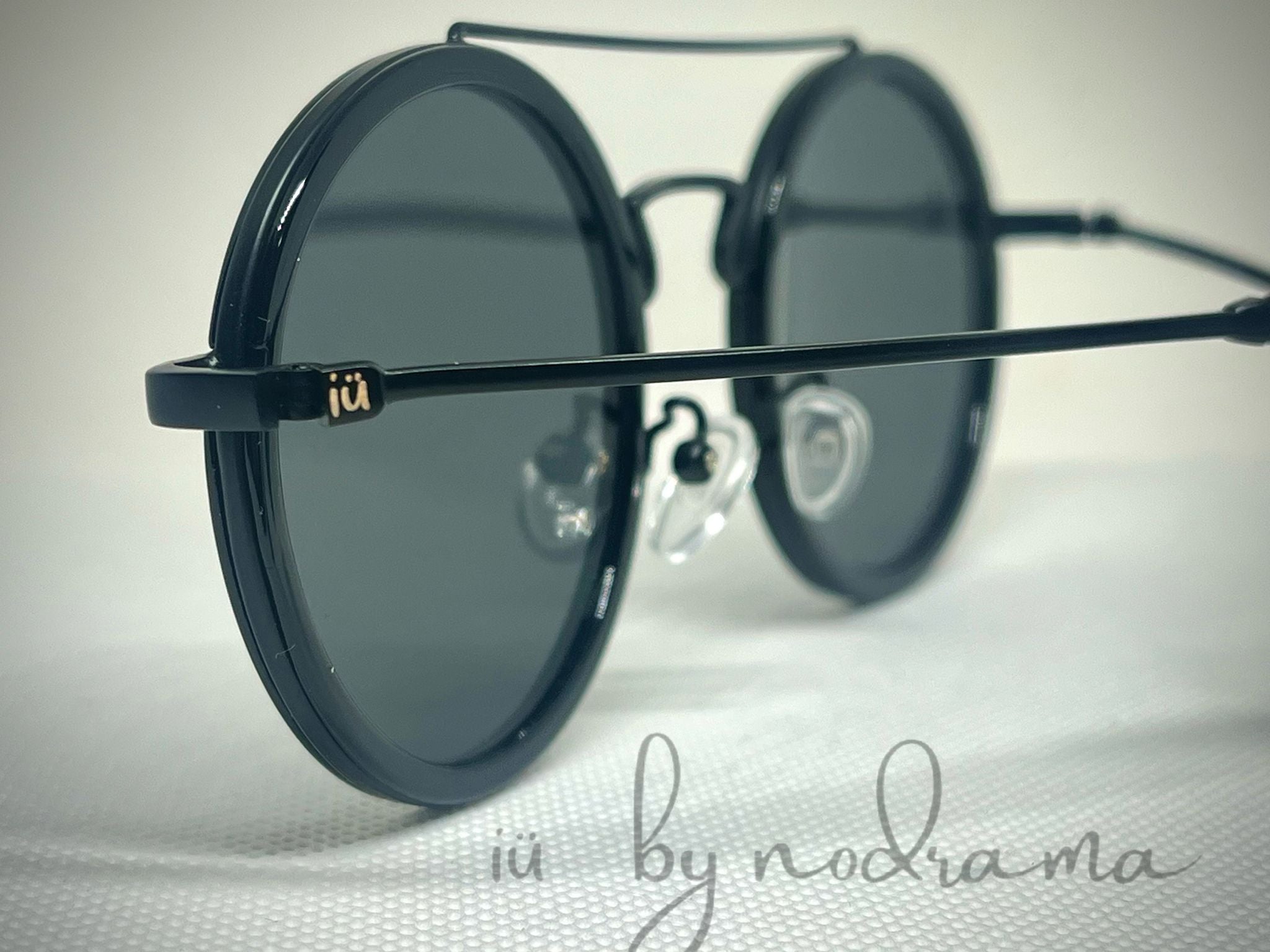 LANAI Black