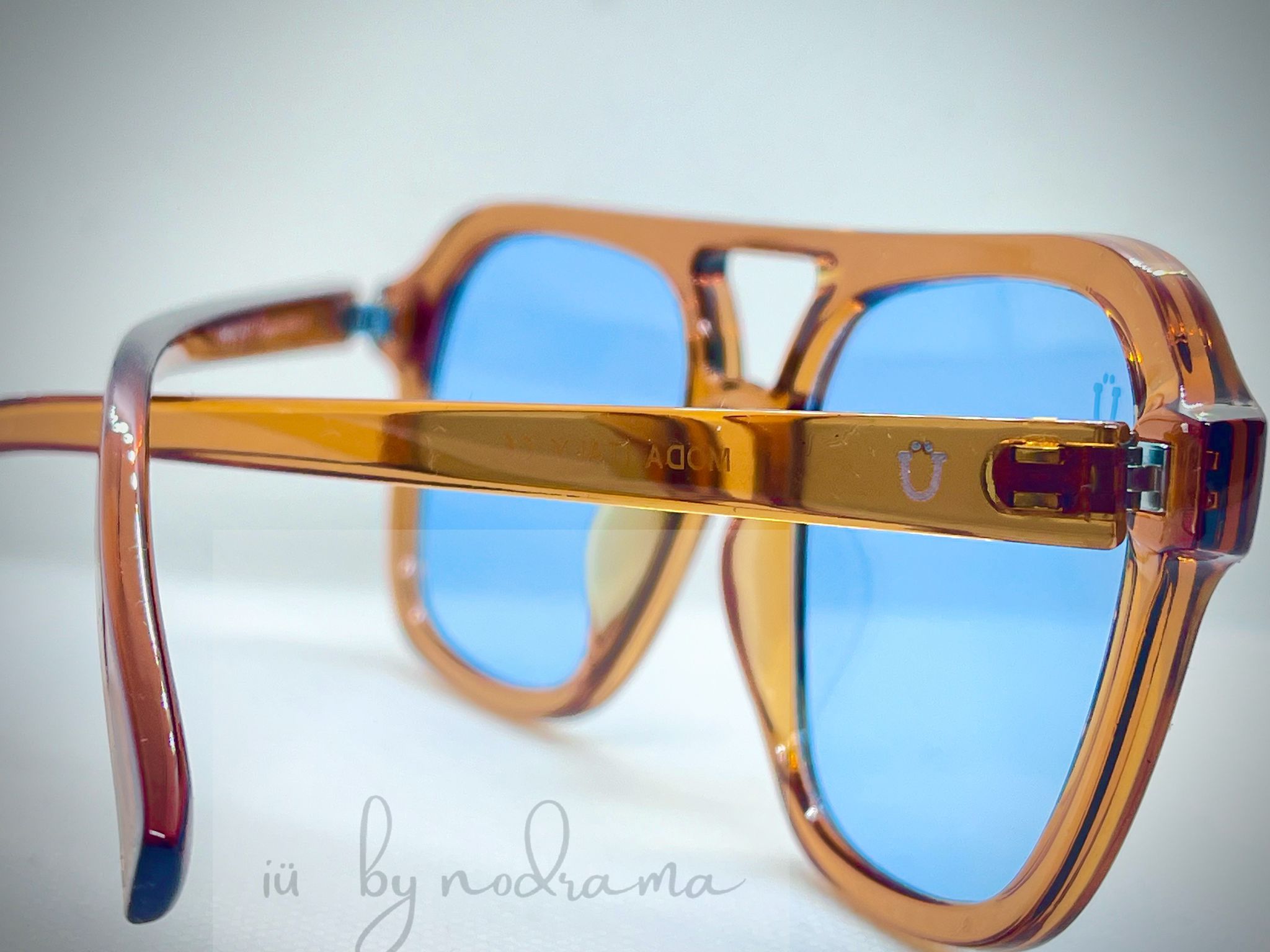 Gafas de sol modelo Cébeles lente azul